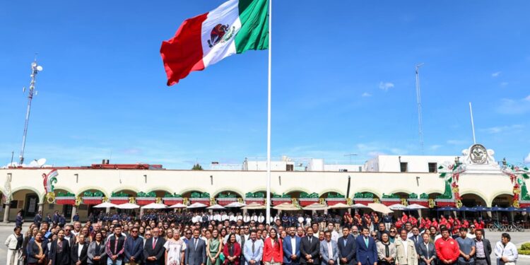 Tonantzin Fernández encabeza ceremonia por 205 años de la Consumación de la Independencia de México