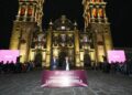 Inauguran Pepe Chedraui y Arquidiócesis de Puebla nueva iluminación de la Catedral