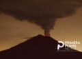 Popocatépetl sorprende con incandescencia durante la madrugada