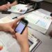 Adiós al celular en escuelas: Sheinbaum anuncia prohibición a partir del 3 de noviembre