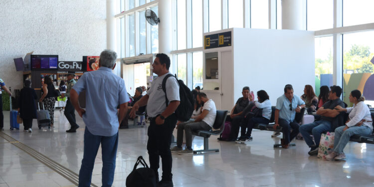 Ampliarán Aeropuerto Hermanos Serdán a 5 millones de pasajeros: López-Malo