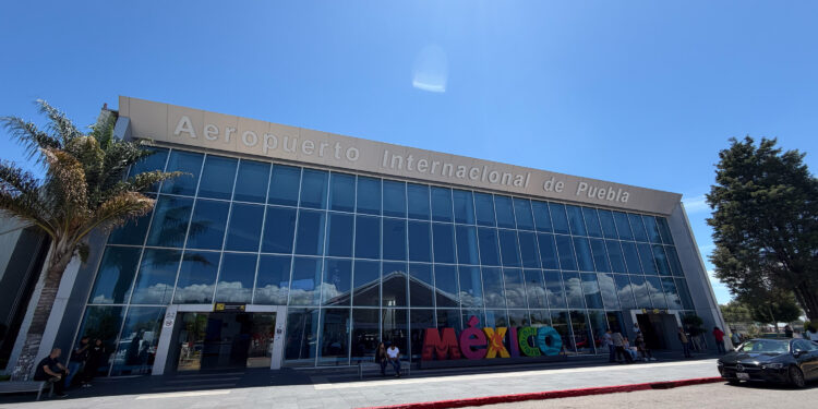 Armenta anuncia renovación del Aeropuerto de Puebla con inversión de mil mdp y nuevo hotel