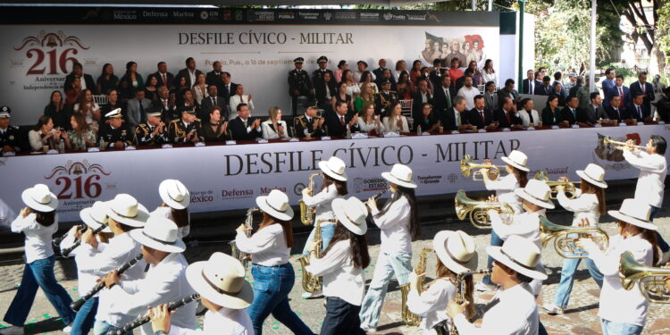 Encabezan Armenta y Chedraui ceremonia por la Independencia de México