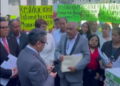 Habitantes de Totimehuacán acuden al Congreso para exigir restitución como municipio