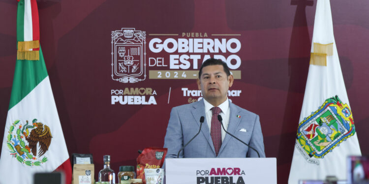Armenta rechaza señalamientos de “narcogobierno” y defiende estrategia de seguridad en Puebla