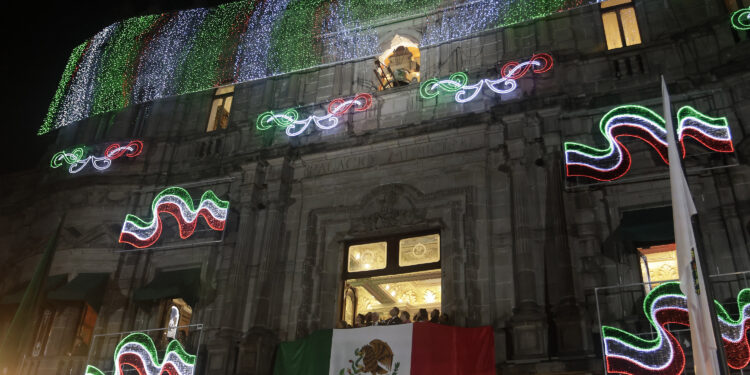 Desplegarán más de mil 300 policías durante las Fiestas Patrias en Puebla