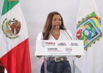 ¡Se desmorona el Cabildo de Acatlán! Alcaldesa y ocho integrantes presentan su renuncia