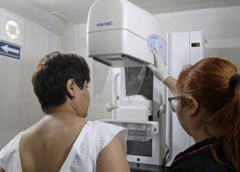 Puebla destinará 615 mdp para fortalecer atención contra el cáncer de mama