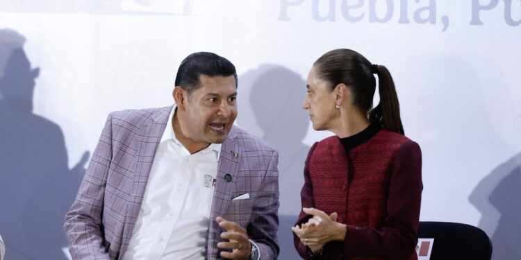 Sheinbaum destaca en Puebla que la Cuarta Transformación busca gobernar en favor del pueblo
