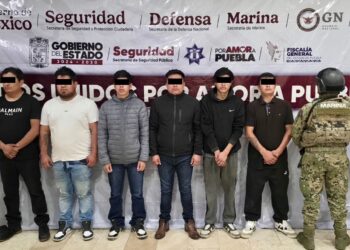 Detienen a seis presuntos integrantes de “Los Millonarios” en Puebla