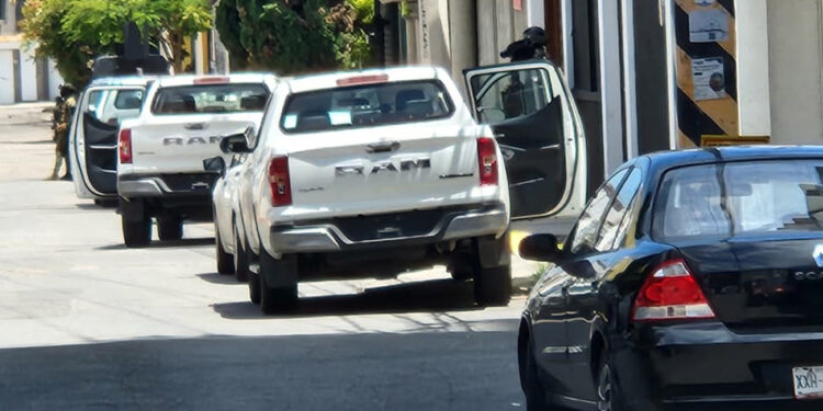 Fuerzas federales despliegan operativo en autolavado de Angelópolis