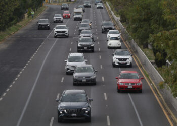 Armenta paga más de 56 mil pesos por fotomultas de vehículo oficial