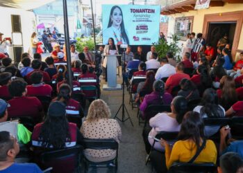 “Lleva Tonantzin Fernández su Segundo Informe a las comunidades y destaca resultados en Cholula”.