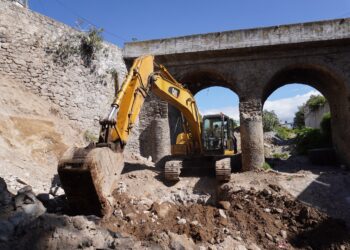 Supervisa Gobierno de Pepe Chedraui construcción del Puente Vehicular de San Miguel Canoa