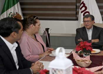 “El INE no es la presidenta”: Monreal apuesta por su estabilidad con tres titulares en un mes