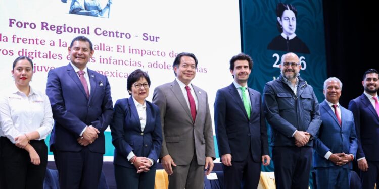 Advierten por impacto de pantallas en menores; SEP prepara nuevas reglas para plataformas digitales