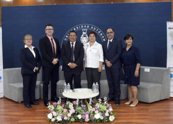 BUAP presenta nueva edición de la revista Cuidado Multidisciplinario de la Salud