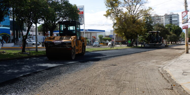 Chedraui negocia más apoyo de Pemex y analiza aportar 50% para pavimentación en la capital poblana