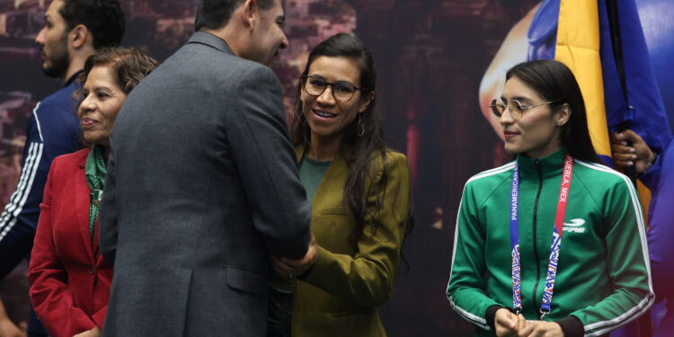 Maratonista Alejandra Rodríguez queda al frente del Deporte en Puebla