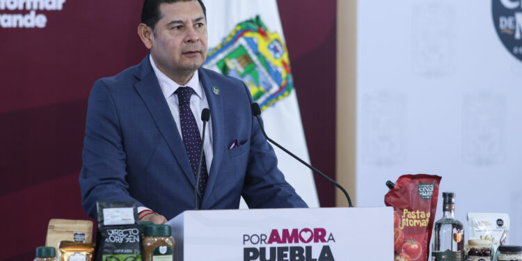 Armenta pide a Chedraui presentar un plan integral para rescatar Puebla capital