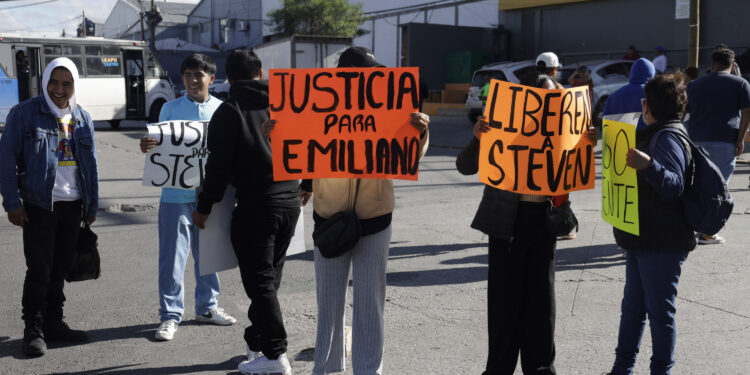 Fiscalía se reúne con familiares de Hugo N. y Steven N.; audiencia continuará este viernes